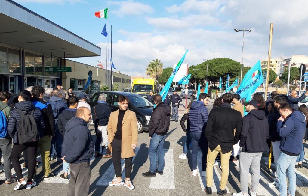 Sciopero Aeroporto di Reggio, Uiltrasporti: ’Grande partecipazione, ma le istituzioni?’