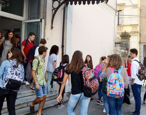 Coronavirus, scuole restano aperte in Calabria