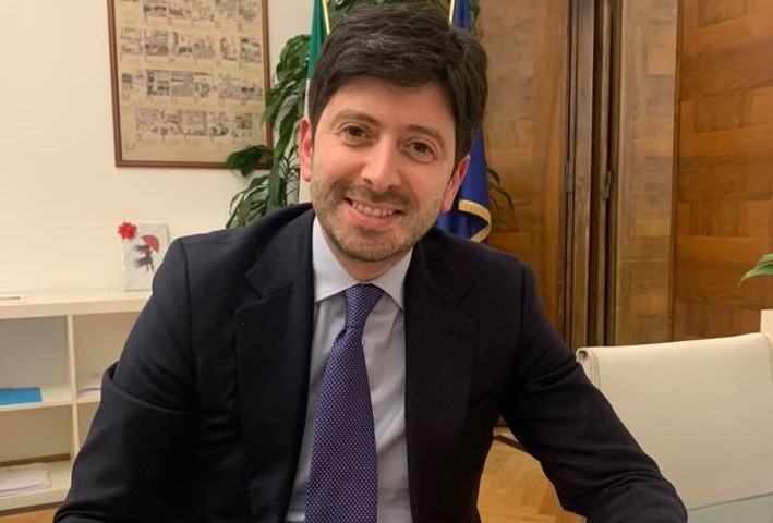 Coronavirus, Speranza: ‘Approvato piano assunzioni. Ora serve l’impegno dei cittadini’