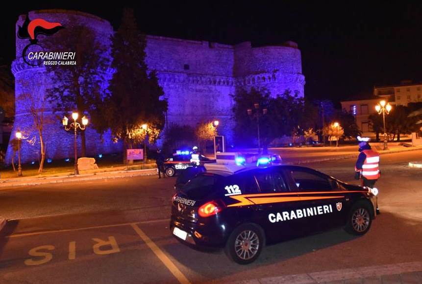 Furti, aggressioni e tentate rapine a Reggio: arrestati due 20enni