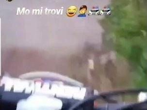 Fuga in moto nel reggino. Polizia individua i giovani centauri grazie a Instagram