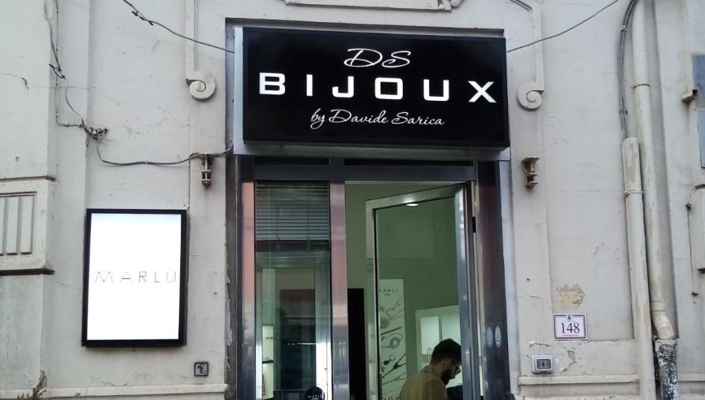 Gioielli e accessori: ecco DS Bijoux Sarica, il nuovo store di via De Nava
