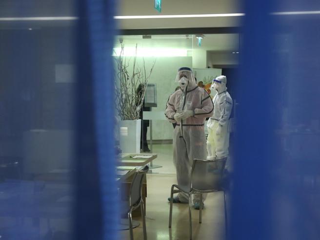 Coronavirus, primo decesso in Calabria. Quarantena per i dipendenti del Comune di Montebello Jonico