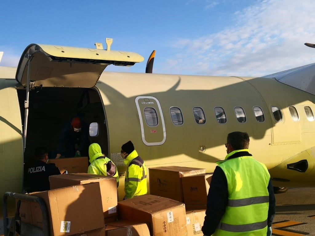 Falcomatà e Neri incontrano la Presidente Santelli: ‘Priorità rifiuti, lavoro, trasporto locale e sistema aeroportuale’