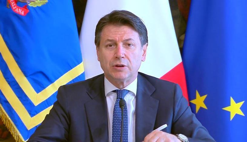Stretta sui controlli. Conte: ‘Multe fino a 3000 €. Regioni autonome nei provvedimenti restrittivi’