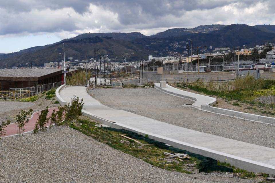 Reggini all’opera per pulire la città: 1° appuntamento al Parco Lineare Sud