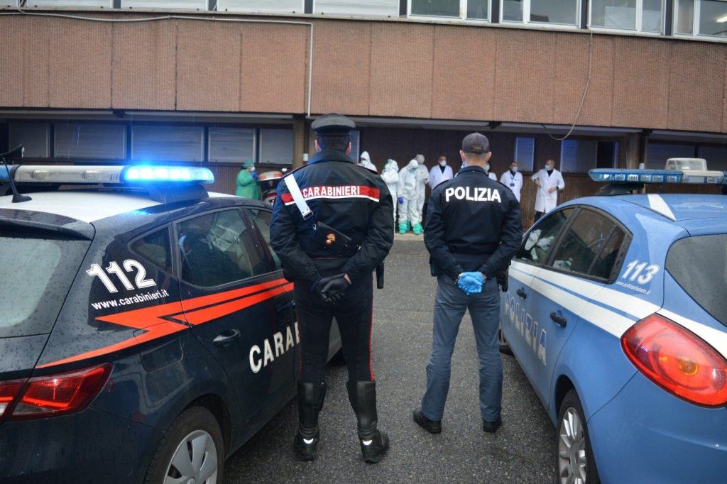 Reggio, le Forze dell’Ordine rendono omaggio al personale del GOM – FOTO