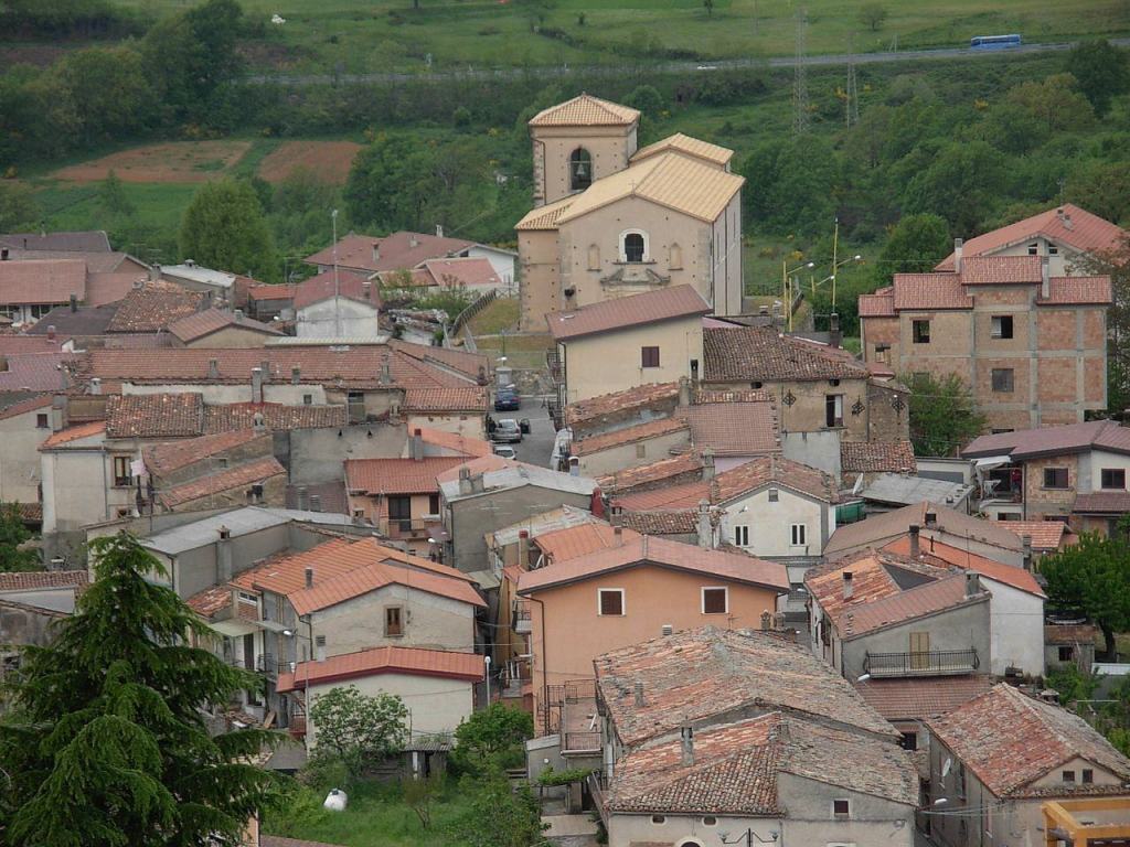 Calabria, il Presidente Santelli ‘chiude’ altri due Comuni