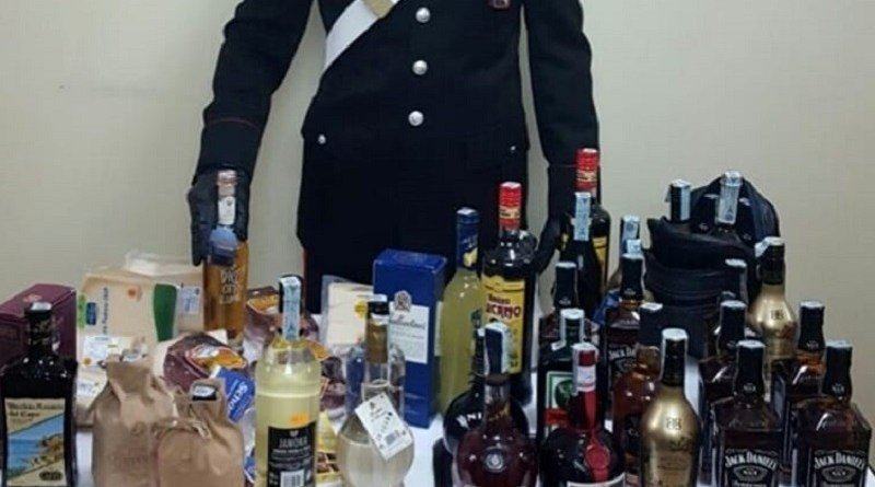 Protocollo Athena – Denunciato 22enne per furto di alcolici in un noto locale reggino
