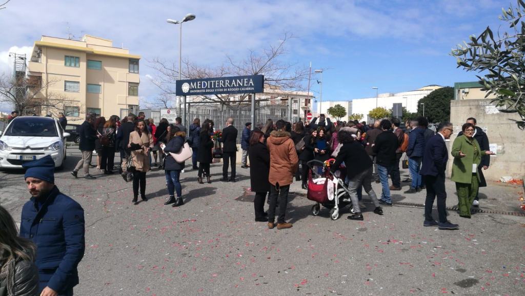 Covid-19, le lauree diventano social – FOTO