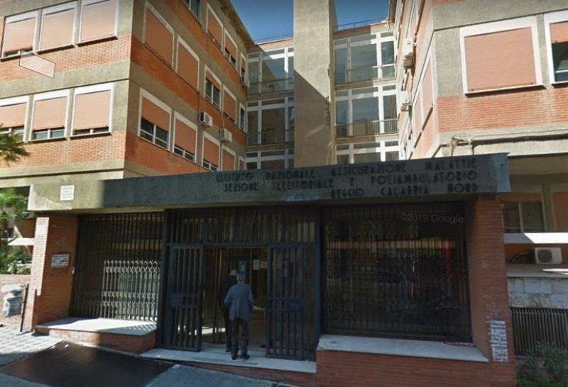 Coronavirus a Reggio. Attivo un secondo laboratorio per il tampone Covid-19