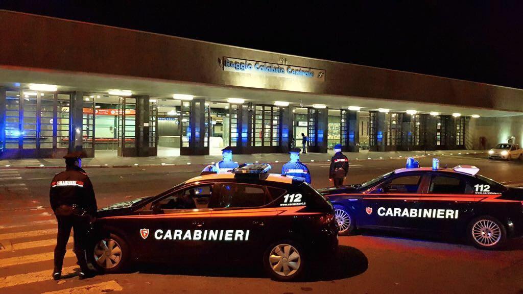 Reggio, rubano un auto ma vengono sorpresi dai Carabinieri