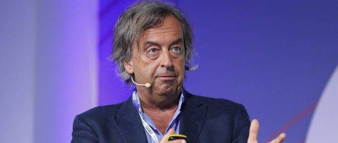 Vaccini buttati in Calabria? Botta e risposta tra Burioni e Spirlì