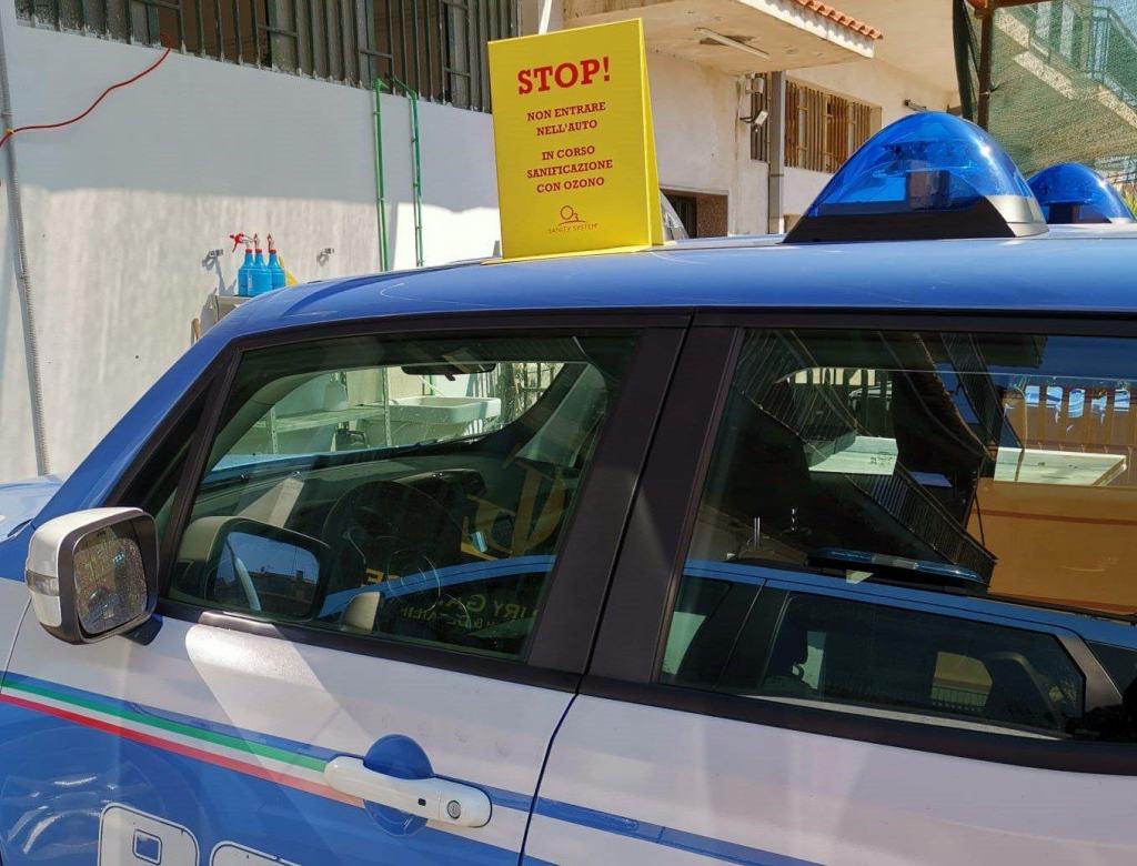 Sanificazione gratuita per le auto delle Forze dell’Ordine: l’idea di un imprenditore reggino