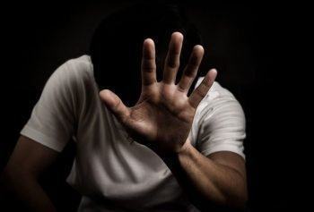 ‘La Sciarpa Artina’ torna a Pellaro per la Giornata contro la violenza sulle donne