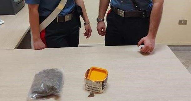 Trovato in possesso di marijuana nascosta in cucina. Arrestato 46enne nel reggino