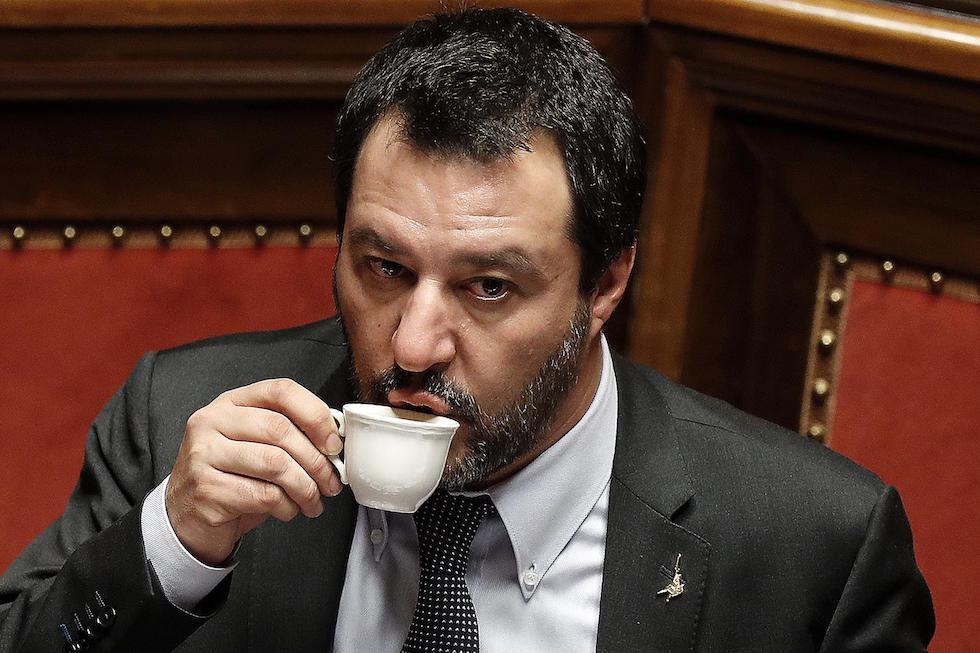 Ordinanza Santelli e Fase 2, Salvini: ‘Con prudenza ed intelligenza è possibile ber un caffè’