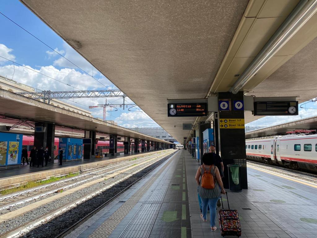 I giovani fuggono dal Sud: via 1,6 milioni in 25 anni