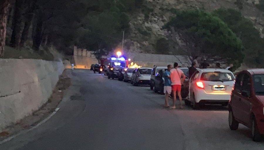 Reggio, incidente mortale: auto sbanda e finisce in un burrone