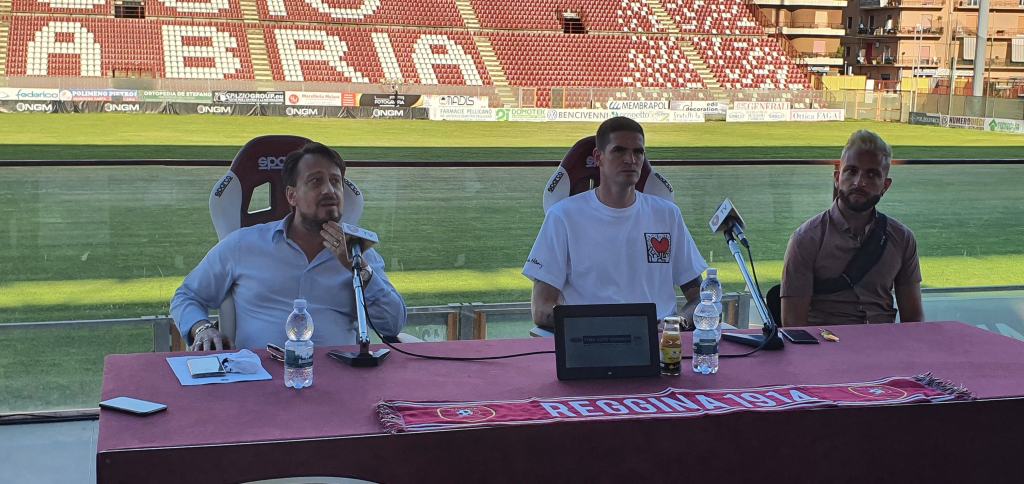 Reggina, Lafferty: ‘Questa città merita la serie A. Sono qui per questo’