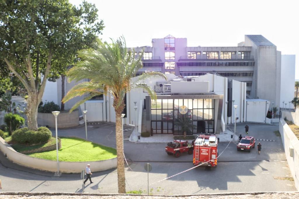 Distrutta la Sala Calipari, Tallini in viaggio verso Reggio: ‘Crollo inspiegabile’