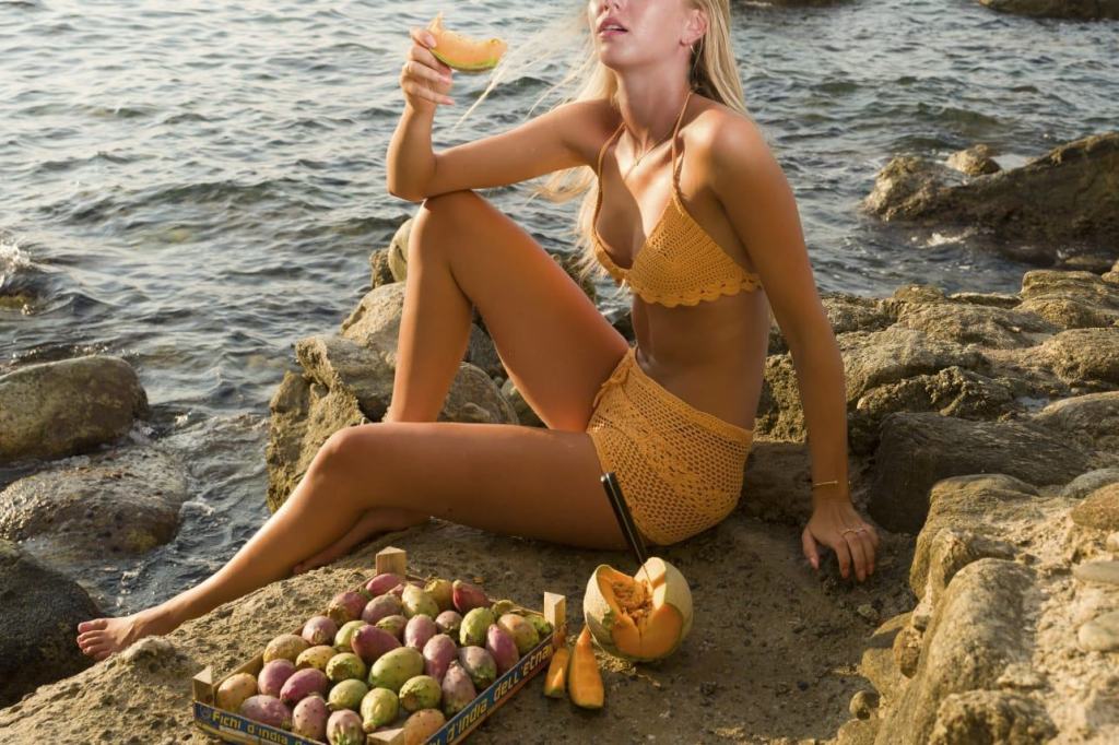 ‘Pipikini beachwear’ fatti a mano con amore: l’idea di una giovane reggina – FOTO
