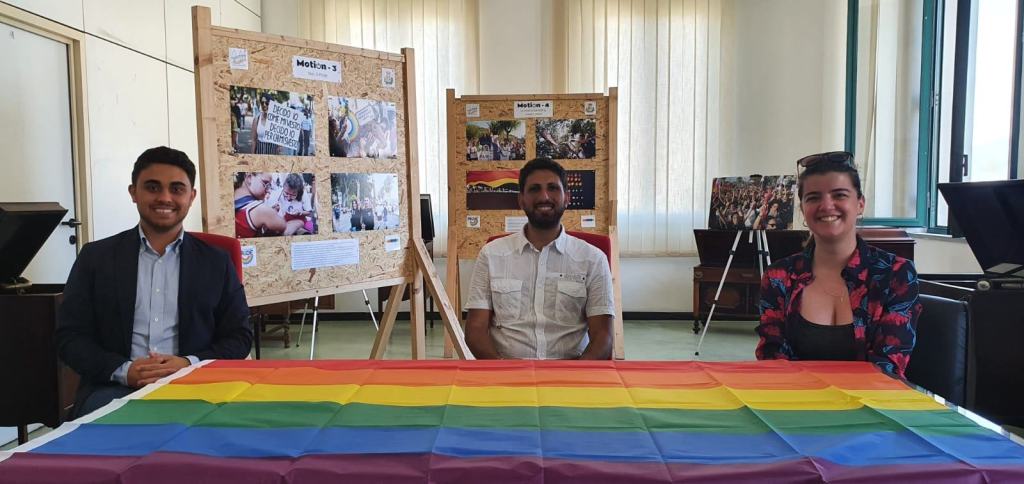 Reggio, si chiude la mostra MotiON. Il comitato Arcigay: ‘Il pride è ogni giorno’