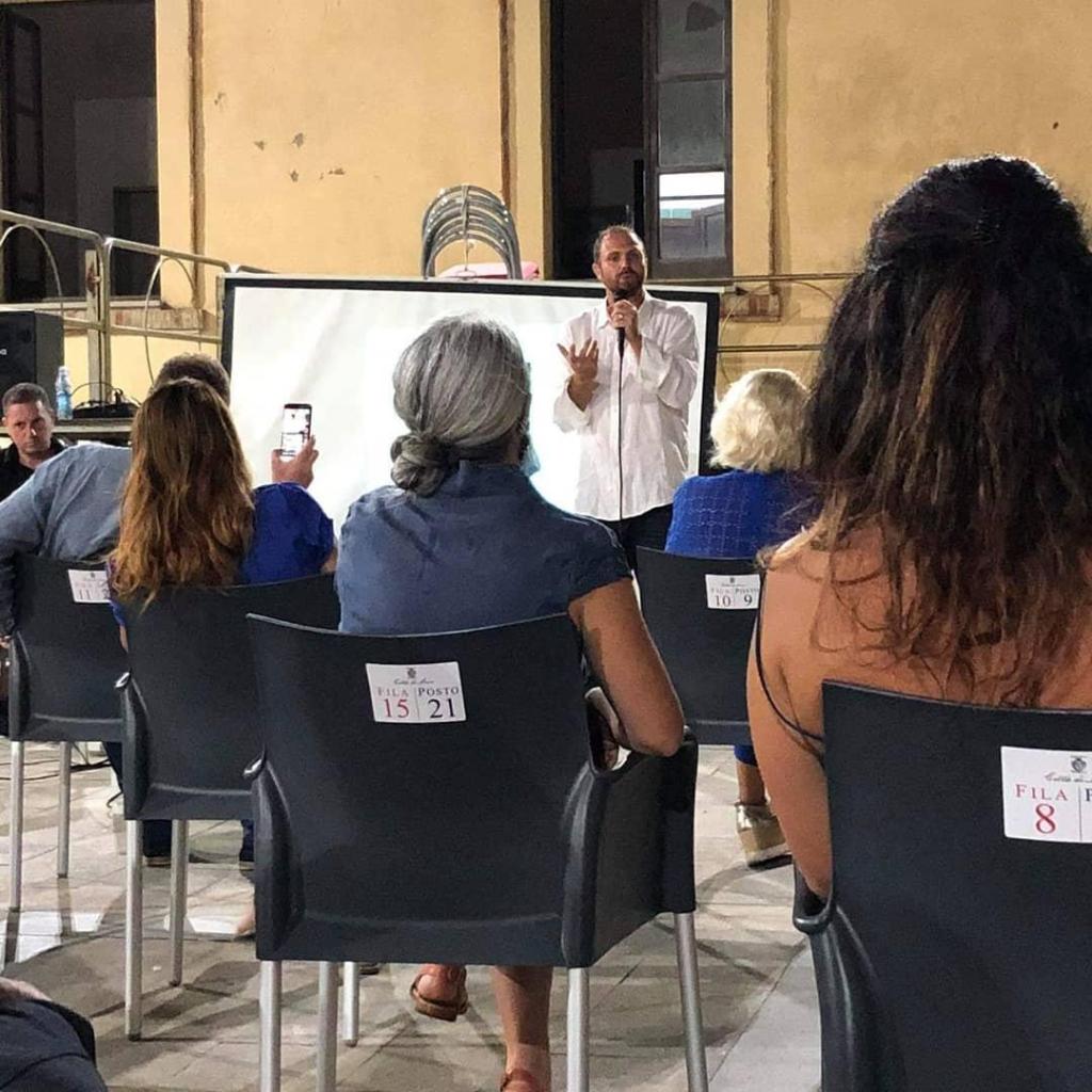 Locri, serata all’insegna della cultura e della riflessione – FOTO