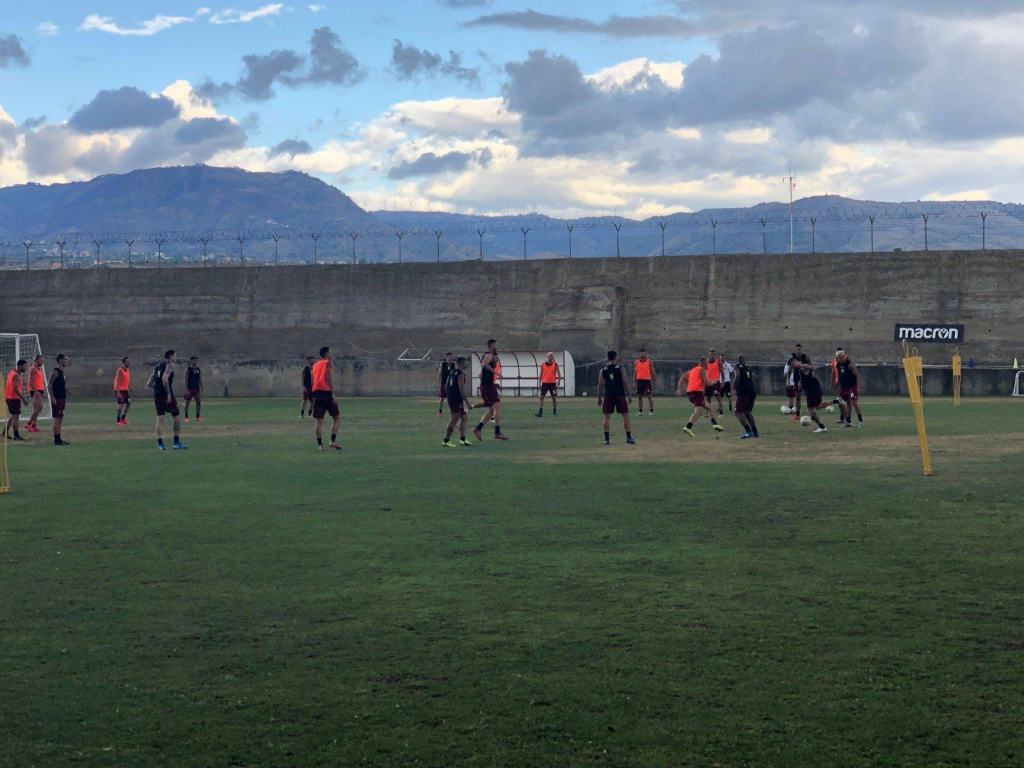 Reggina in ritiro, si va avanti con le doppie sedute