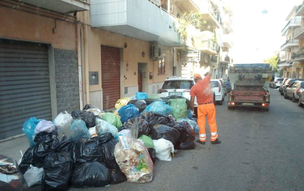 Reggio – Oltre 30 operatori Avr senza più stipendio: ‘Lasciati a casa, nonostante le rassicurazioni’