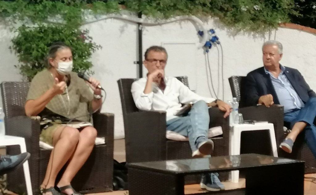 Rhegium Julii, un’altra serata da incorniciare con Badolati e Mazzotta ai Caffè letterari