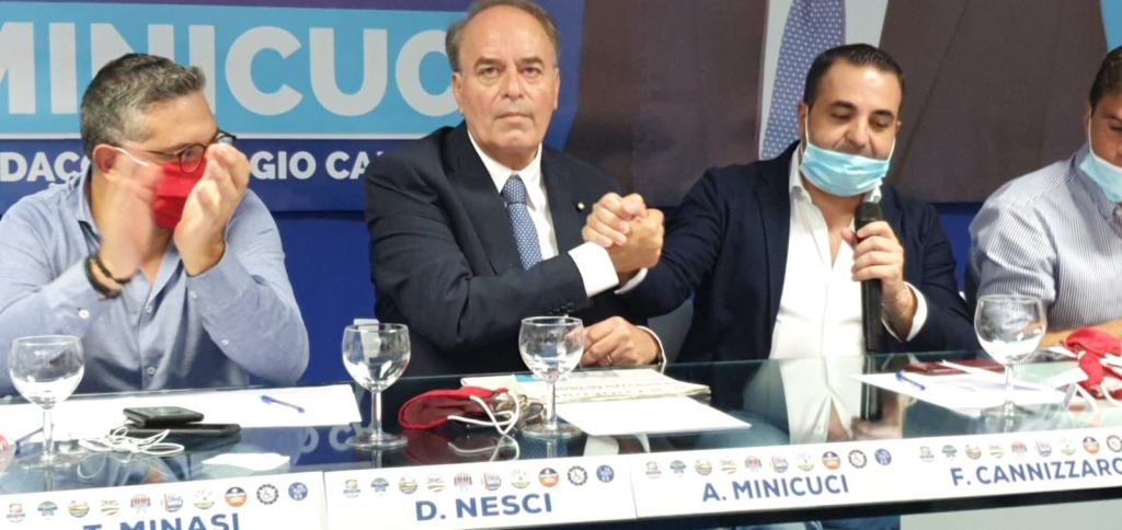 Minicuci: ‘Rammaricato comportamento di alcune testate. Darò risposta solo a chi ha inviato richiesta’