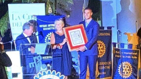 Consegnato al calabrese Riccardo Magarò il premio ‘La città del sole’