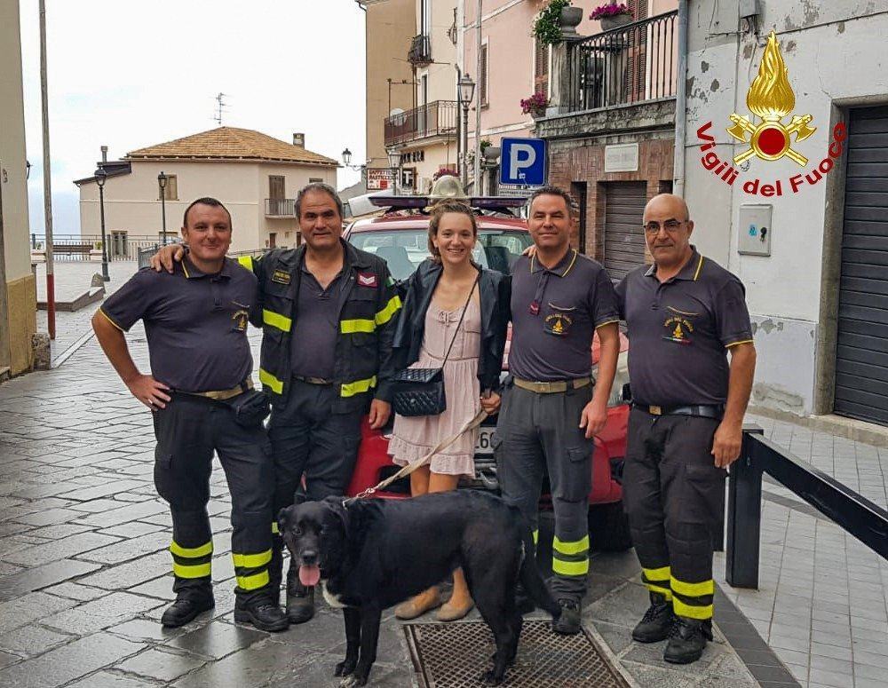 Giovane si perde nel cosentino. Salvata dai Vigili del Fuoco