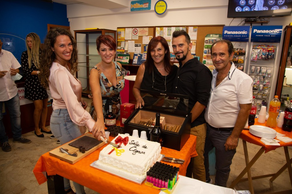Walk-in humidor in Calabria “Sala de Cigars”