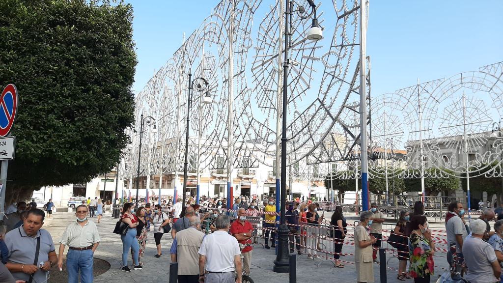 Feste Madonna, 3 sanzioni per violazione norme anticovid. Chiuso un esercizio commerciale