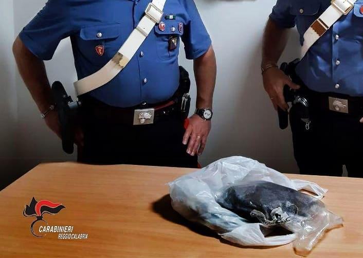 Un arresto per porto di arma clandestina in provincia di Reggio