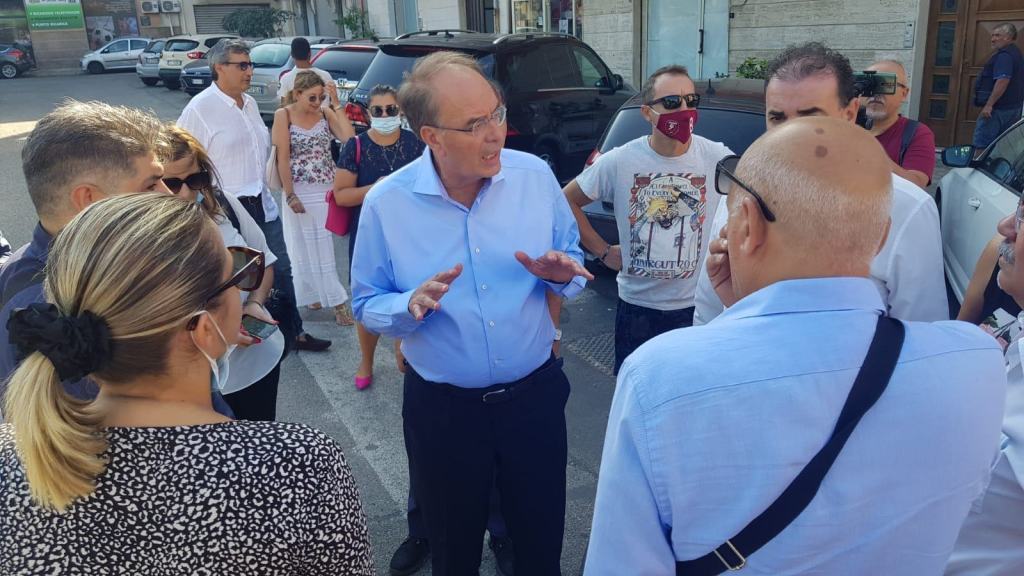 Comunali 2020, Minicuci visita il quartiere Gebbione: ‘I reggini sono stanchi e rassegnati’