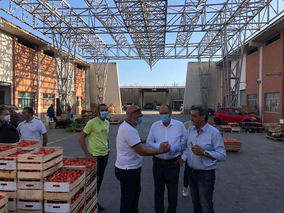 Comunali, Minicuci: ‘Periferie abbandonate, interverremo subito’ – FOTO