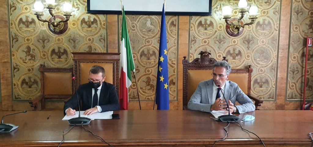 Provenzano a Reggio: ‘Lo sviluppo del Sud passa dalle infrastrutture’ – FOTO