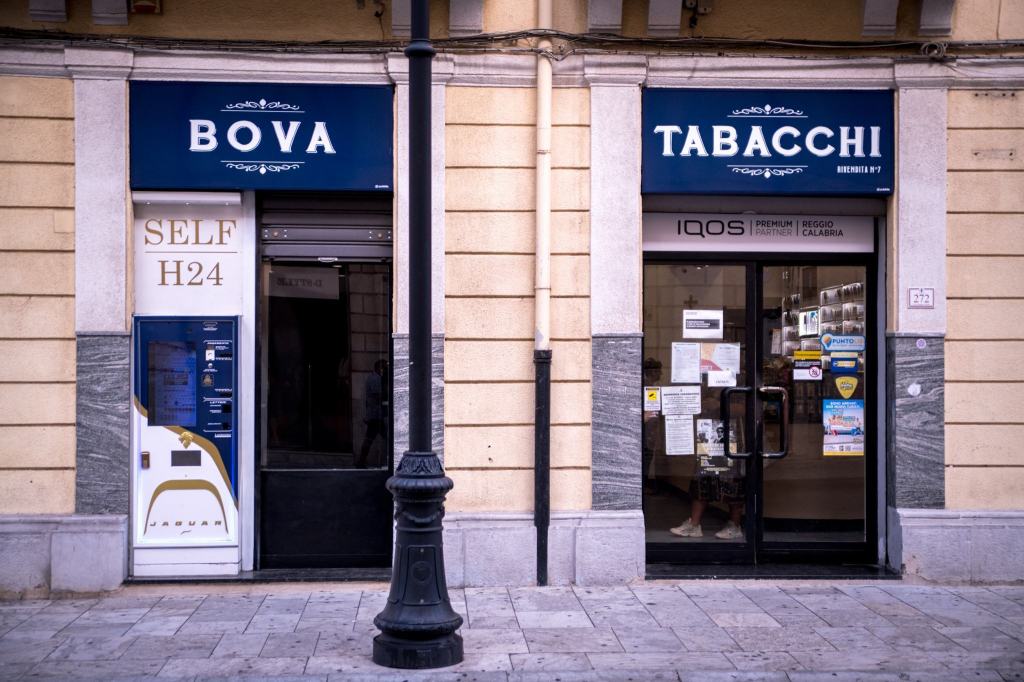 Reggio, Tabacchi Bova: centralità, fornitura ed eccellenza