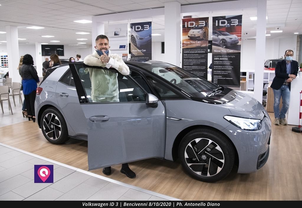 Bencivenni presenta la nuova Volkswagen: incantato anche Menez