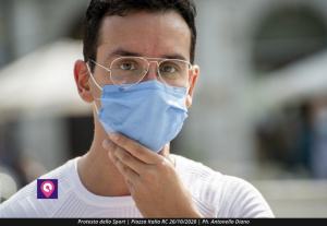 Protesta Nino D'Amico