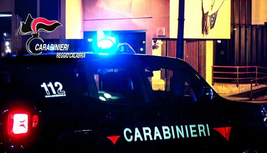 Madre e figlio diventano stalker: il bersaglio una donna nel reggino