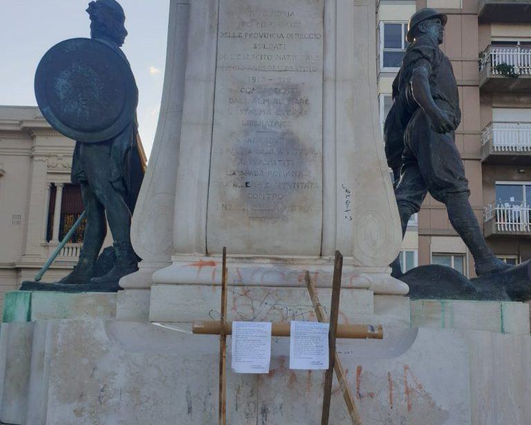 4/11/1918 – A Reggio una “trincea” per ricordare: ‘Adesso c’è un’altra guerra da vincere’ – FOTO