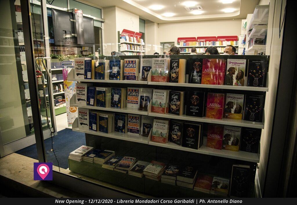 Apertura Mondadori Libreria (20)