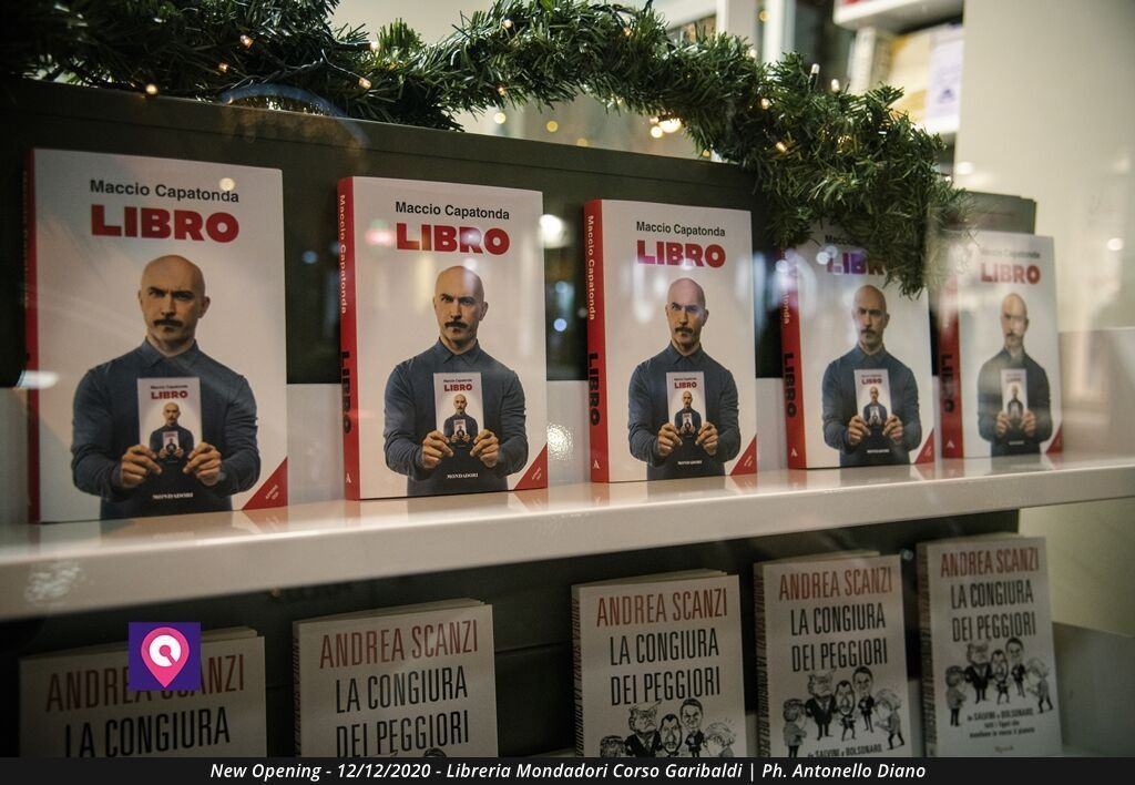 Apertura Mondadori Libreria (48)