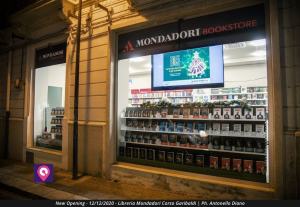 Apertura Mondadori Libreria (51)