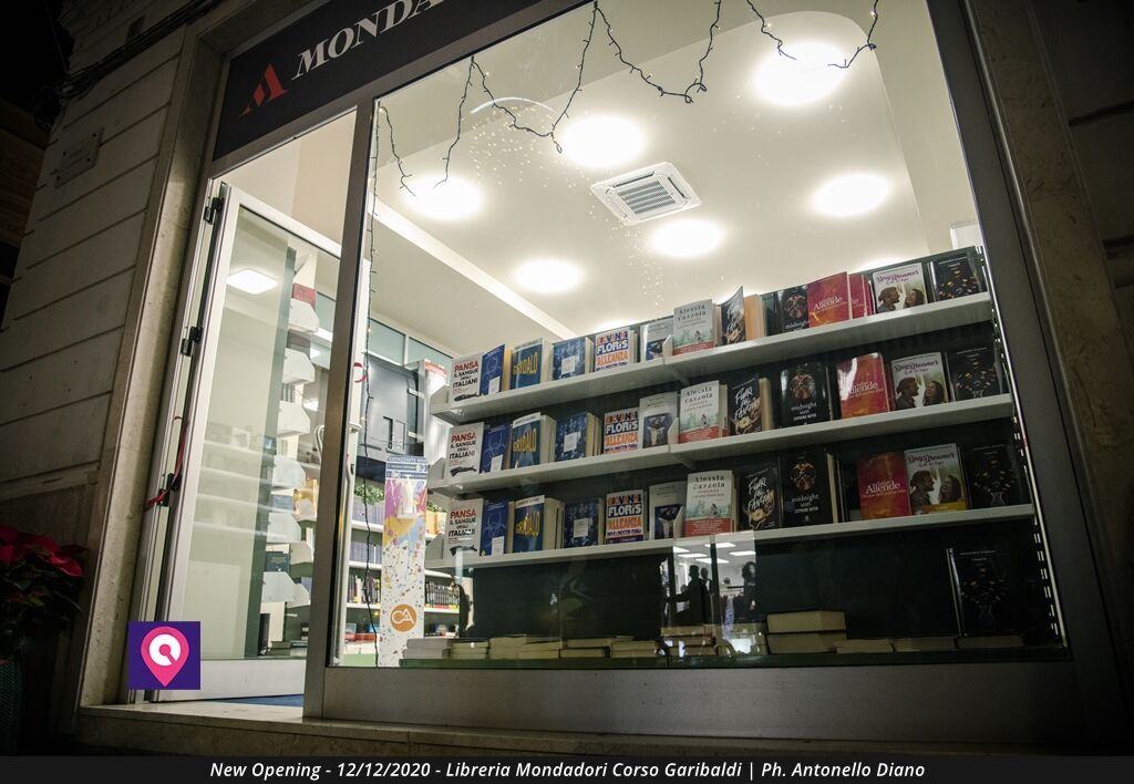 Apertura Mondadori Libreria (52)