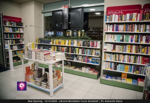 Apertura Mondadori Libreria (69)